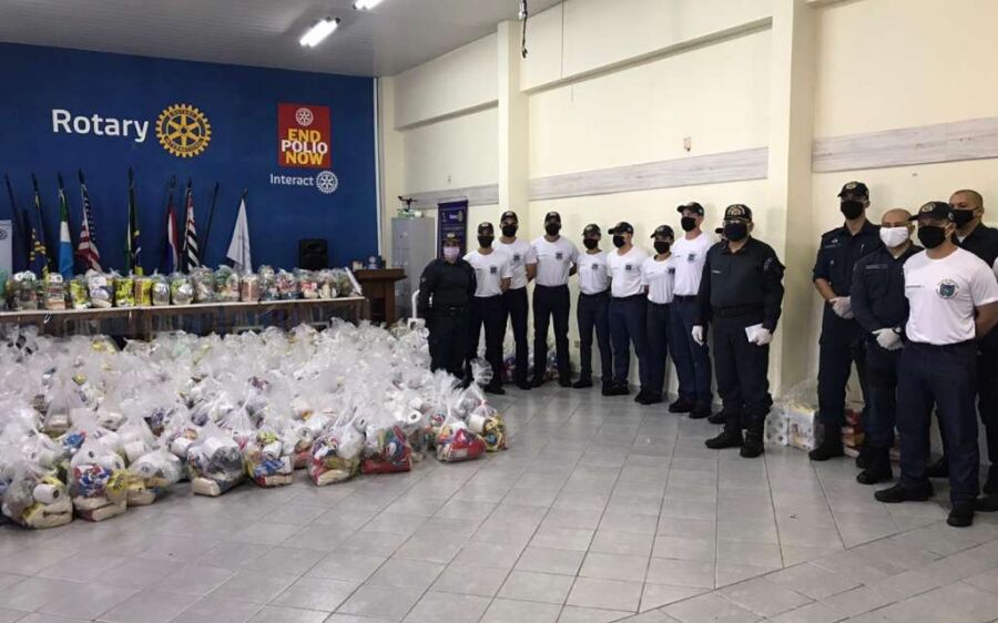 Polícia Militar arrecada mais de 17 toneladas de alimentos para Campanha “O essencial não para”