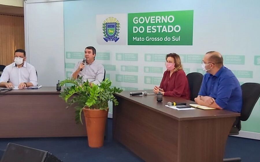 Governo realiza live com destaque para o retorno das aulas remotas na REE