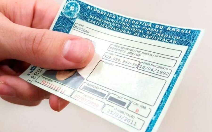 A partir de hoje habilitações passam a ser entregues em todo o Estado