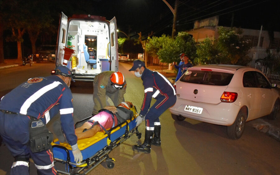 Freio de veículo falha e provoca acidente com ciclista em avenida de Coxim