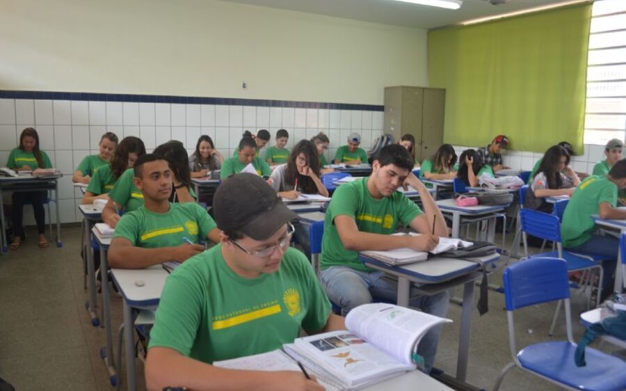 Rede estadual prepara protocolo de biossegurança para retorno das aulas presenciais