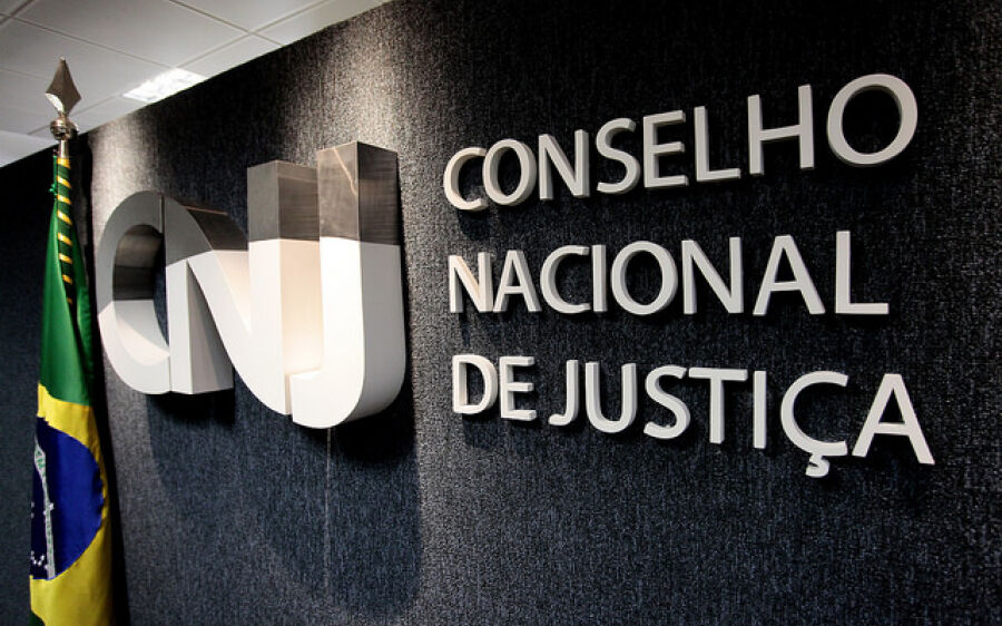 CNJ autoriza volta de atividade  presencial nos tribunais em 15 dias