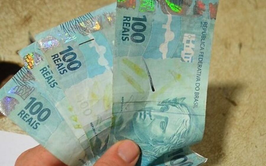 Professor é suspeito de aliciar garotos para sexo com clientes influentes