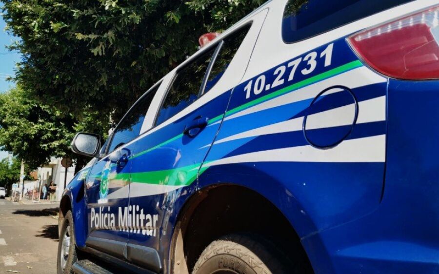 Ladrão desmaia e morre na rua após pular muro com cerca elétrica para fugir