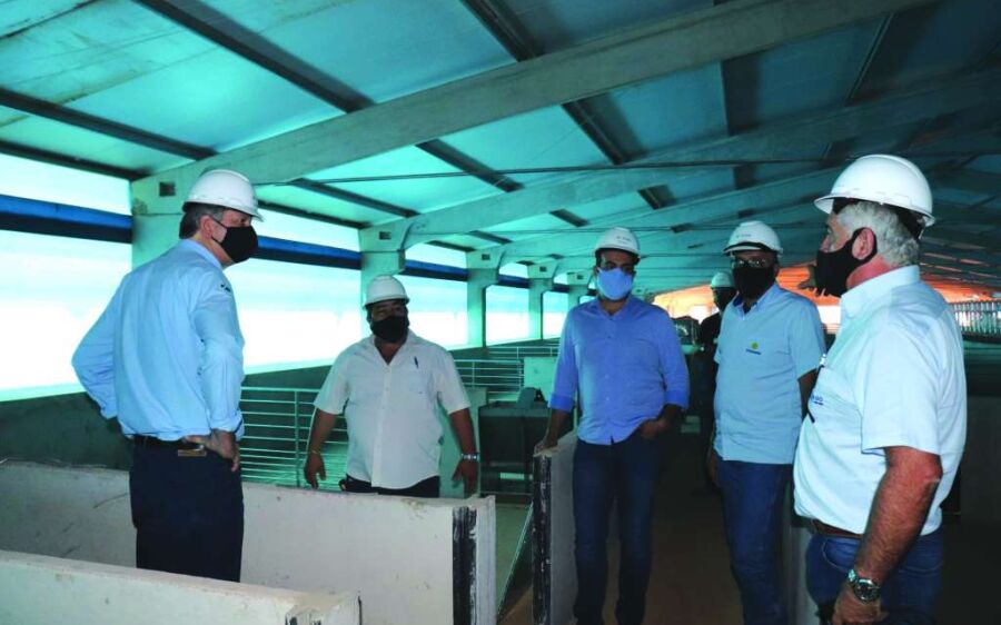 Semagro visita obras da mais moderna granja de suínos do país construída em Rio Verde