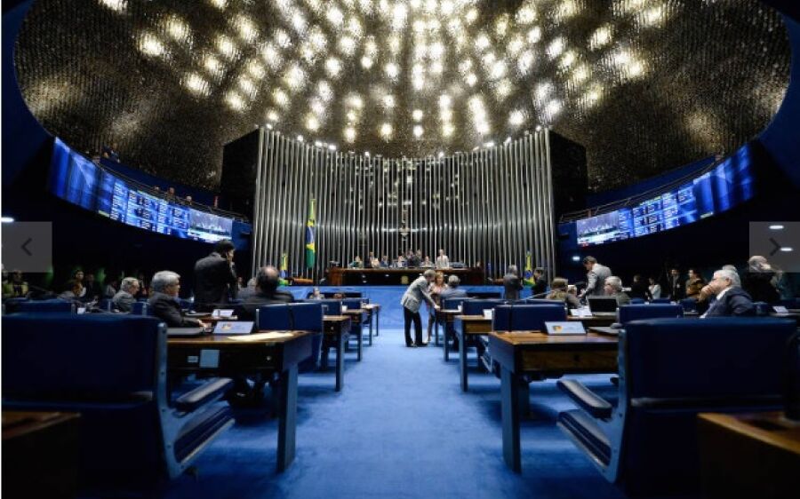 Senado aprova adiamento de eleição municipal para novembro, e proposta segue para a Câmara 