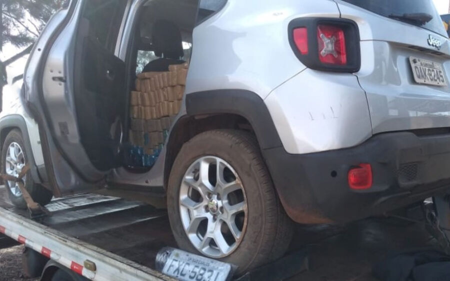 Motorista que transportava 950 kg de maconha morre após trocar tiros com a polícia em MS