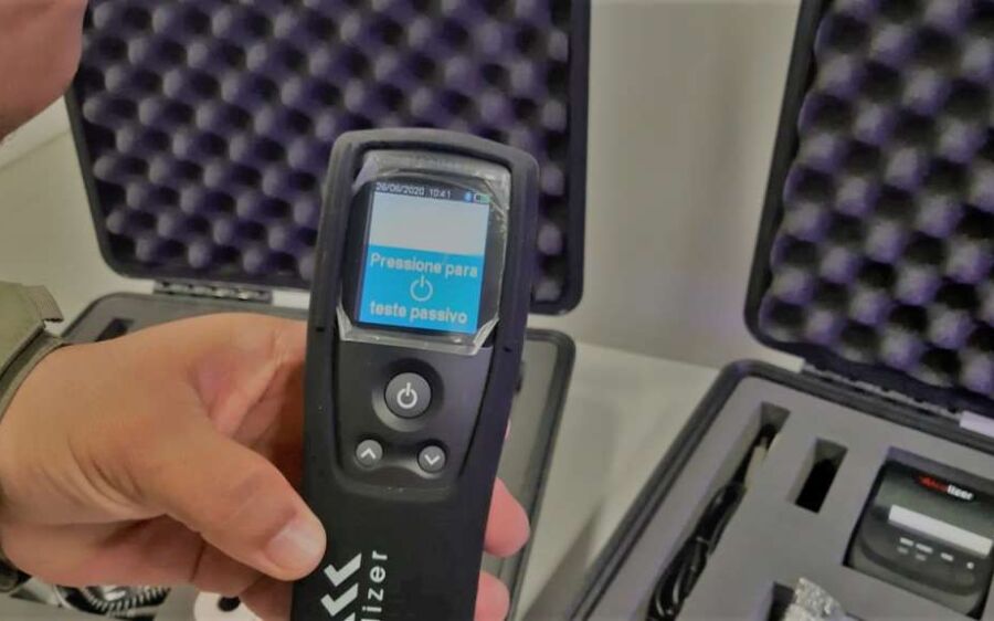 Detran-MS adquire bafômetro que detecta embriaguez à distância