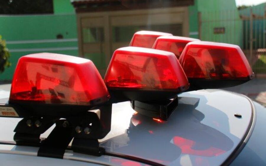 Mãe procura polícia após menina contar que foi embebedada e estuprada por cunhado
