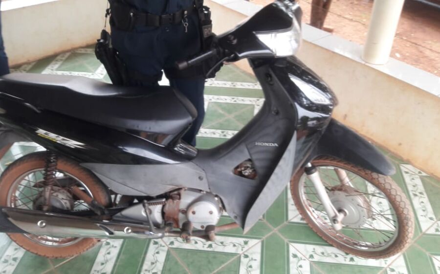 Polícia Militar recupera moto furtada em Rio Verde