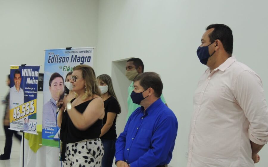 Secretária Estadual de Educação esteve em Coxim apoiando a candidatura de Edilson Magro