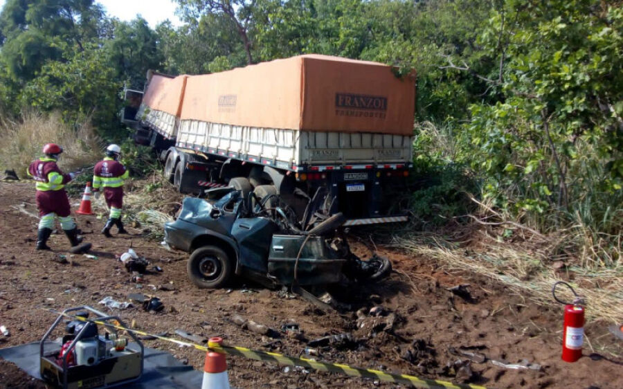 Motorista de carro com placas de Coxim é decapitado em acidente na BR-163