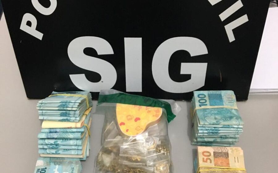 Polícia prende chefe de organização criminosa e acha com ele R$ 230 mil em ouro e mais R$ 70 mil 