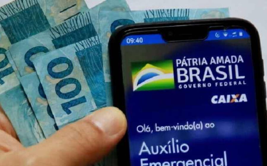Caixa paga auxílio emergencial e libera saque do benefício nesta terça-feira