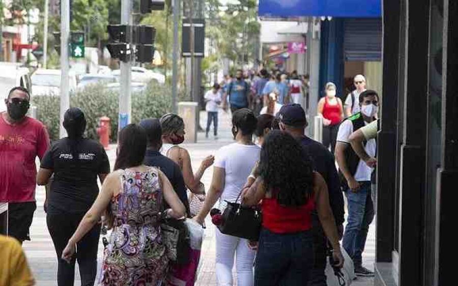 Novo recorde: na semana do Natal, MS tem 7,4 mil novos casos e 128 mortes por Covid-19