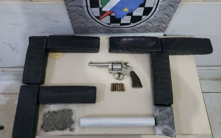Suspeito saca arma ao chegar em UPA e morre em confronto com policiais militares