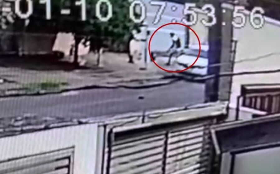 Polícia ouve testemunhas e espera laudo sobre morte de garoto achado em freezer