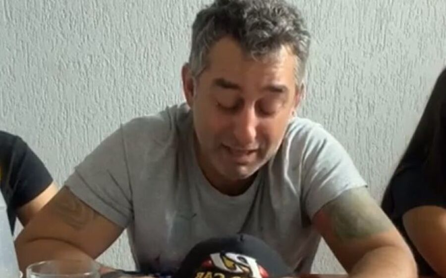 “Não é só uma p… de gripezinha”, desabafa prefeito após perder pai para covid-19