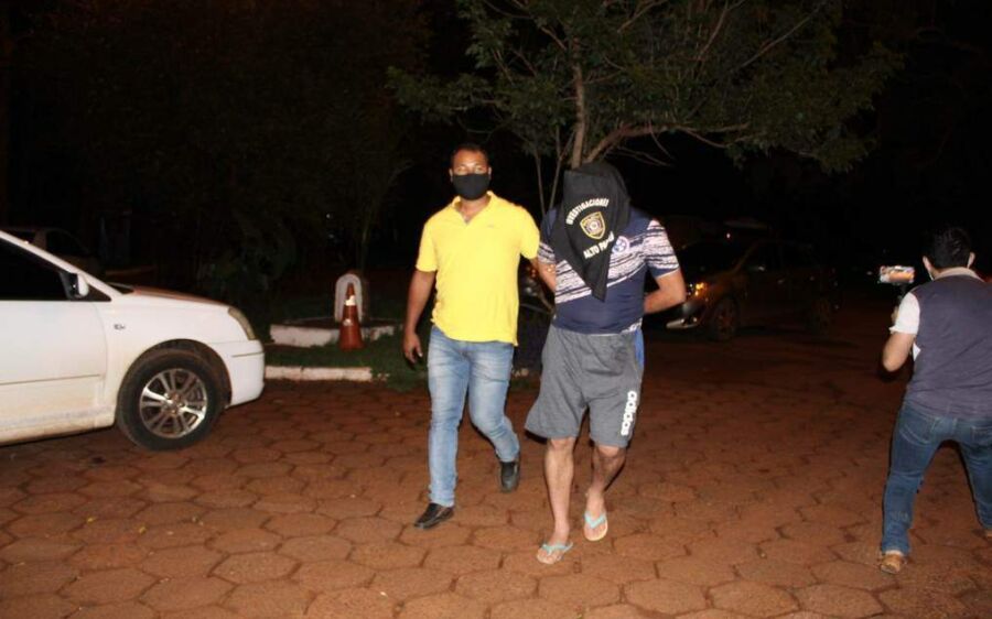 Policiais paraguaios sequestram brasileiros para extorquir R$ 25 mil 