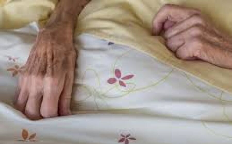 Idoso de 95 anos é encontrado desnutrido e filho denuncia maus-tratos em MS