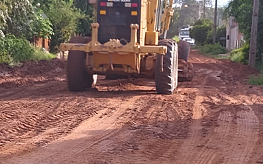 Prefeitura intensifica limpeza de ruas e locais públicos de Coxim