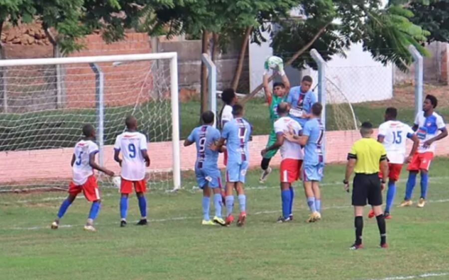 Três Lagoas vence por 3 a 1 e deixa Coxim na lanterna da Série B