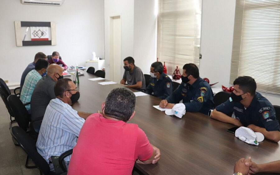 Prefeitura de Coxim pretende regularizar serviço de táxi e de motorista por aplicativo