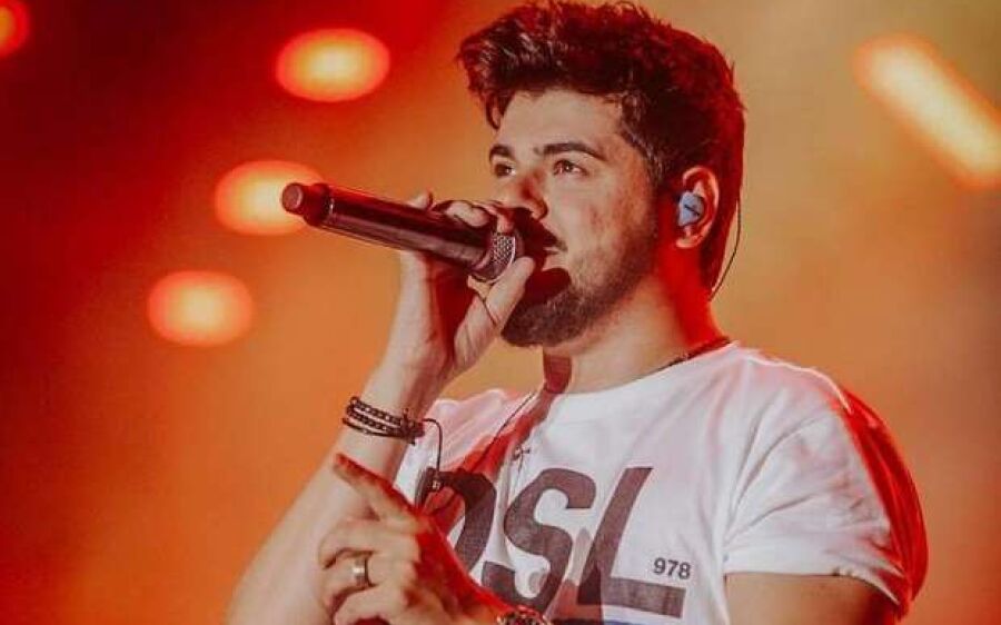 Sertanejo tem 30% dos pulmões comprometidos e continua internado