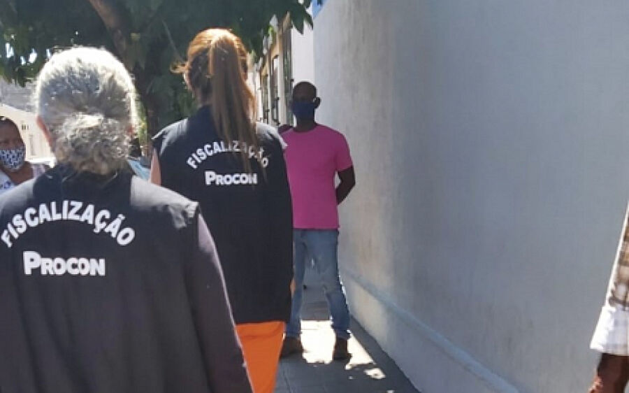 Procon de Coxim multa banco por realizar consignado sem autorização