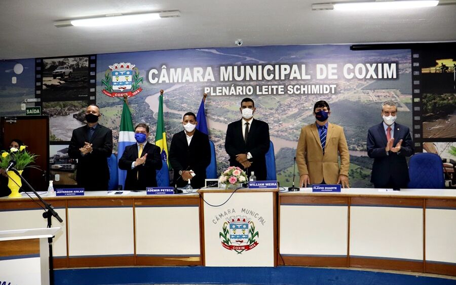 Coxim comemora 123 anos  com entrega de Título de Cidadão 