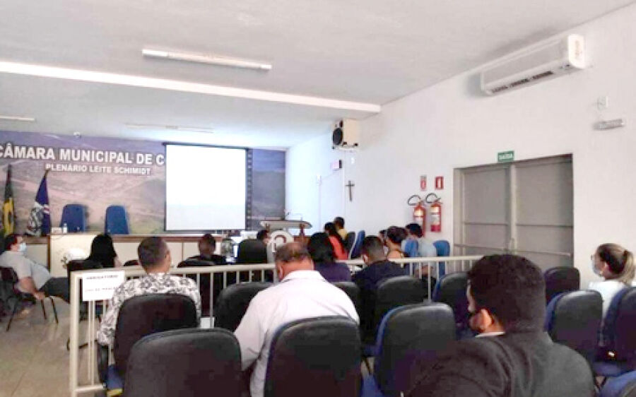Implantação de sistema  digital na Câmara Municipal representa momento  histórico para a instituição
