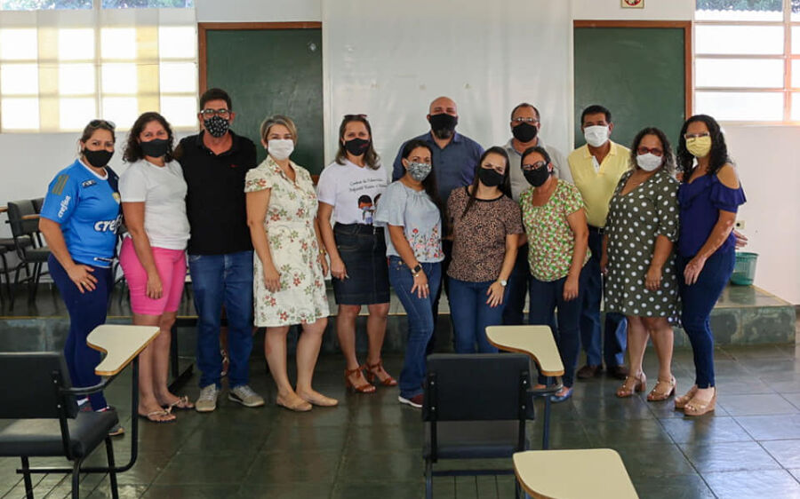 Secretário Municipal dá posse a membros do CMACS em Rio verde