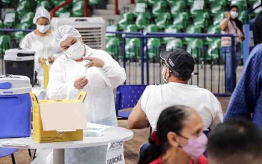 Novo lote de CoronaVac vai concluir 2ª dose e MS já pede para vacinar toda a população