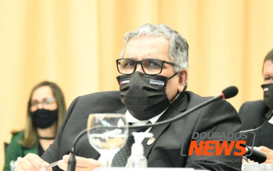 Diagnosticado pela 2ª vez com Covid, vereador está internado em Dourados
