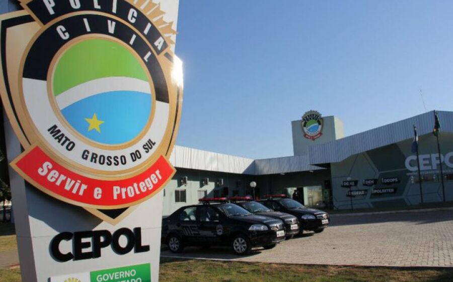 Mulher é executada com tiros no pescoço ao conversar com amigos em Campo Grande