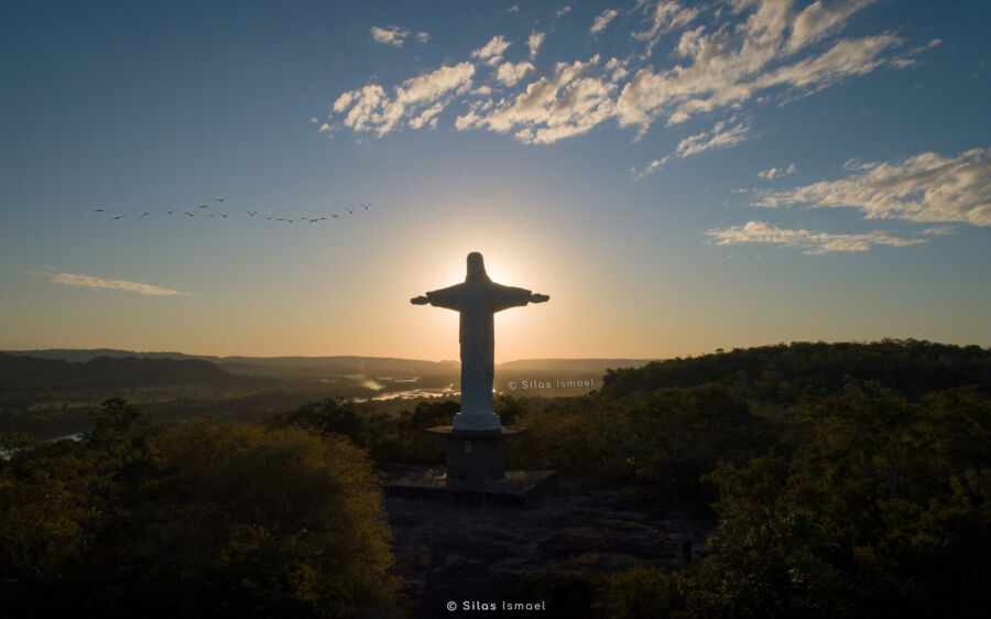 Fotógrafo registra as belezas de Coxim-MS vistas do alto