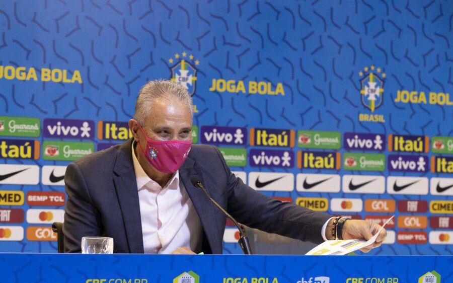 Técnico Tite convoca seleção brasileira para a Copa América