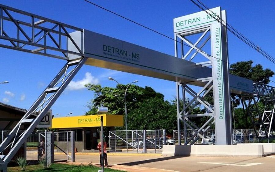 Com novo Decreto, Detran-MS suspende atendimento presencial em 43 cidades com bandeira cinza