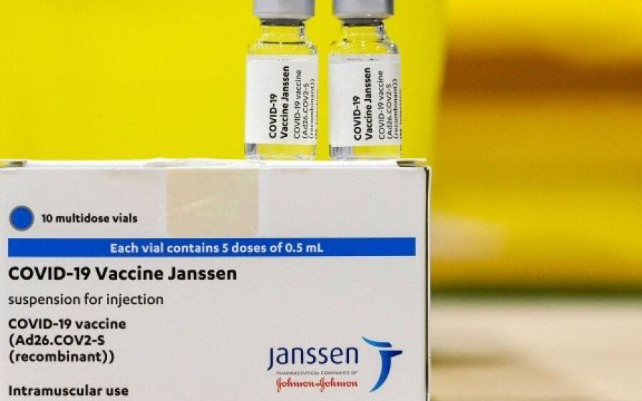 Vacinas da Janssen chegam ao Brasil na terça-feira de manhã