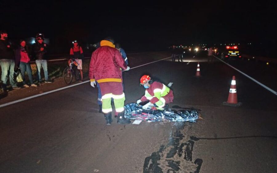 Indígena morre após ser atropelado por carro e por moto na BR-163
