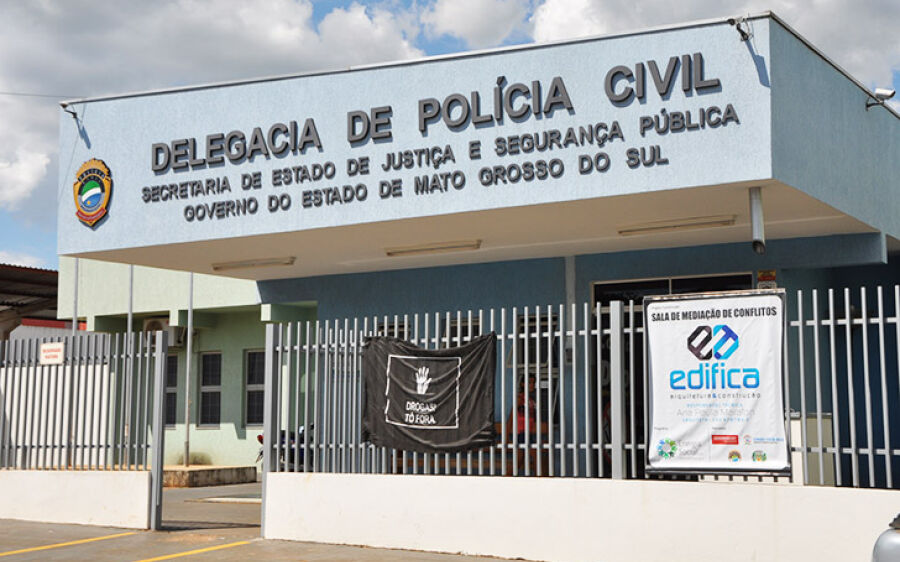 Adolescente é apreendido com maconha em Costa Rica