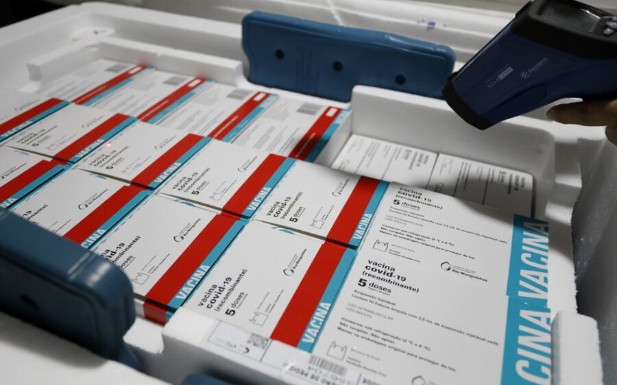 Campo Grande vacina nesta segunda-feira quem tomou primeira dose da Astrazeneca até 18 de abril
