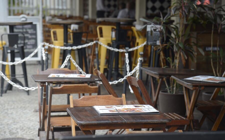 Bares e restaurantes pedem indenização bilionária a estados e municípios