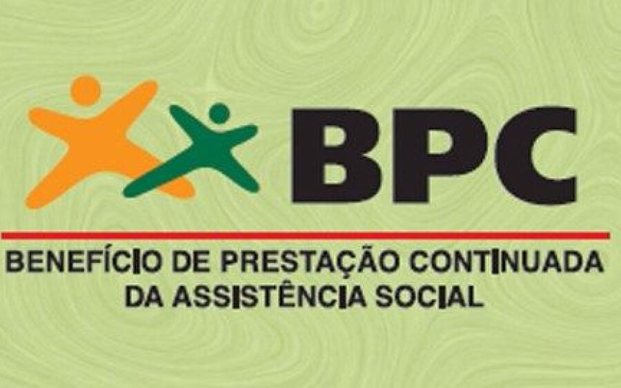 Bolsonaro sanciona lei com mudanças nos  critérios de pagamento do BPC