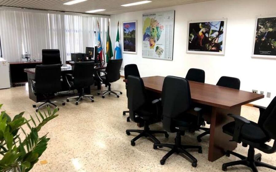 Autoridades debatem taxa de cartórios