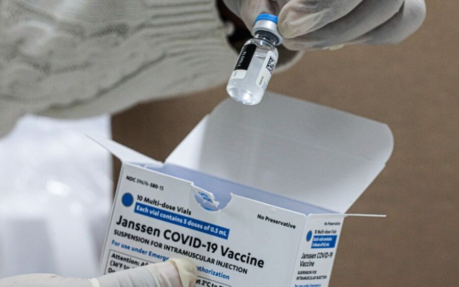 MS recebe mais um lote da Janssen contra Covid e destina 150 mil doses para vacinação na fronteira