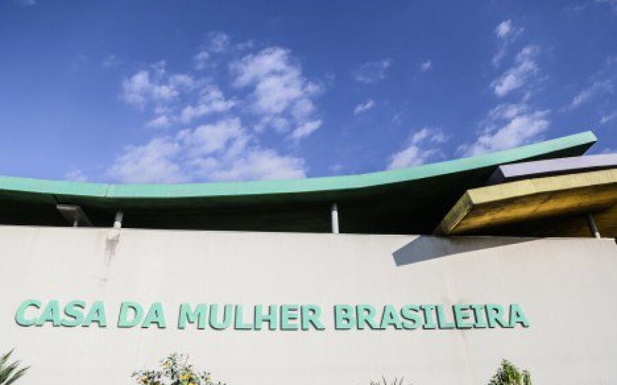 Transexual é vítima de estupro coletivo após ser sequestrada em Campo Grande