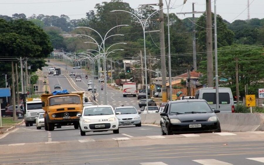 Quarta-feira é o último dia para pagar licenciamento de veículos com placas terminadas em 3 e 4
