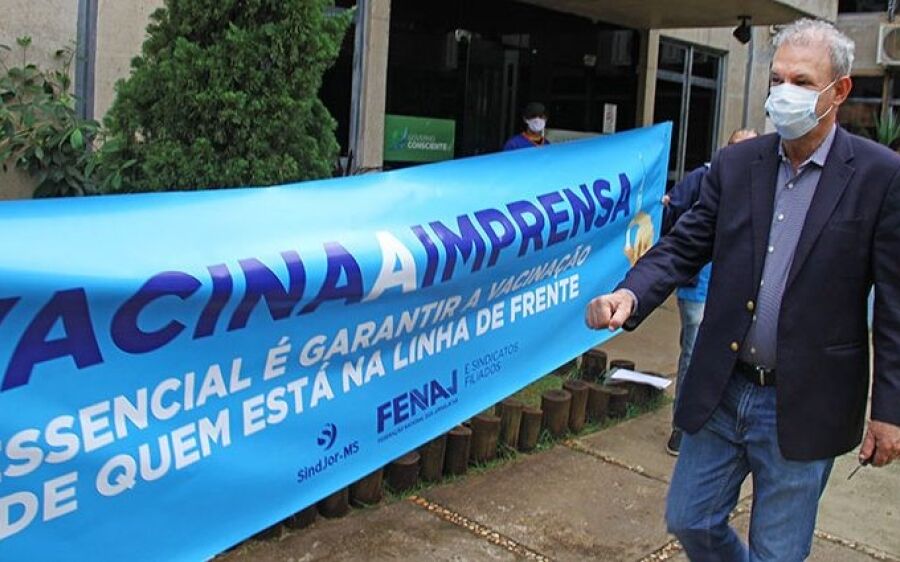 Resolução da SES autoriza  vacina para comerciários bancários, jornalistas e outras categorias 