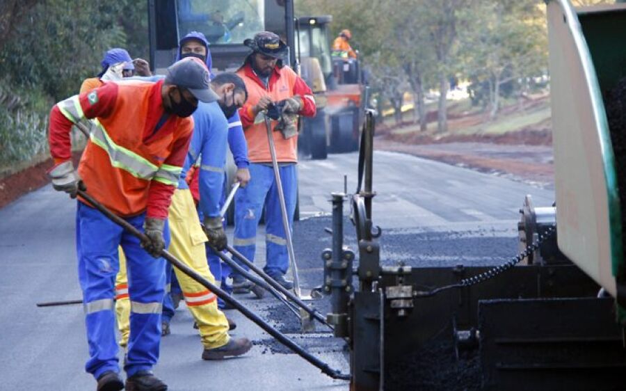 Investimentos do Governo de MS em infraestrutura impulsionam vagas na construção civil
